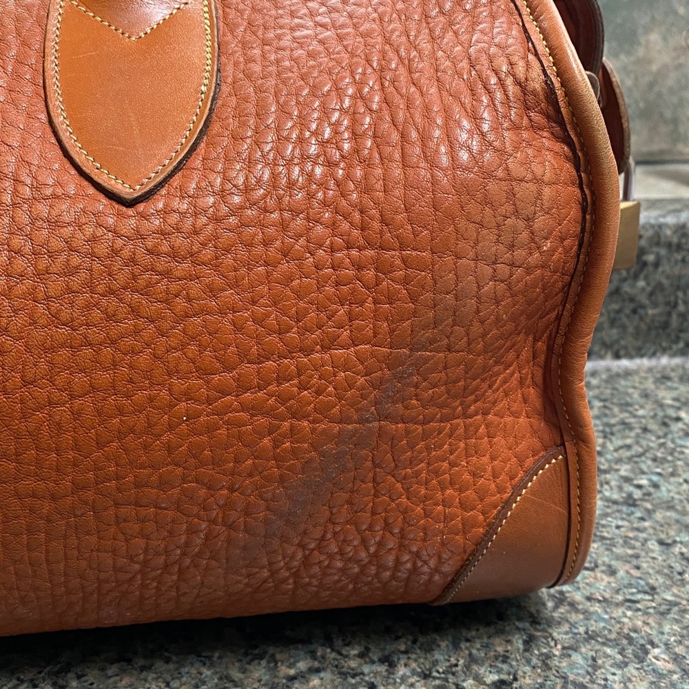 Dooney & Bourke AWL British Tan Gladstone, lock, keys, hangtag, strap USA 🇺🇸 - Picture 6 of 16